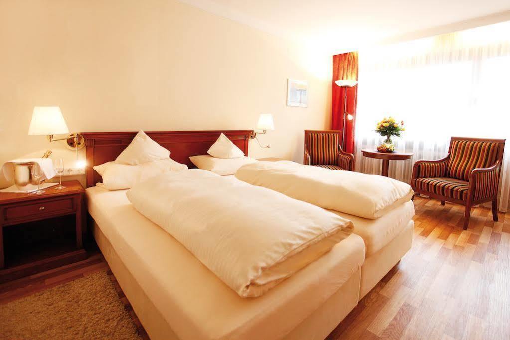 Hotel Quellenhof Бад-Бирнбах Экстерьер фото